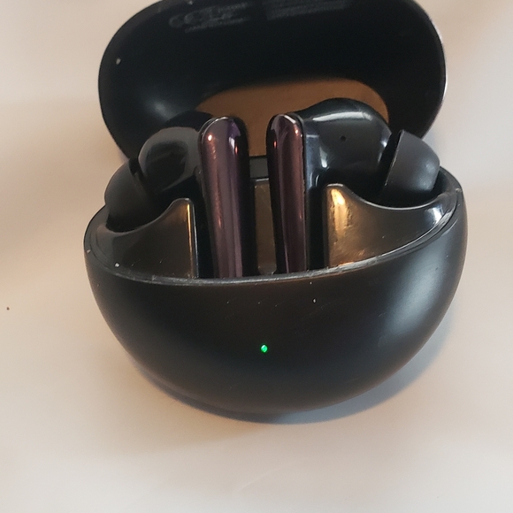 Monster Airbuds - Picture 2 of 5